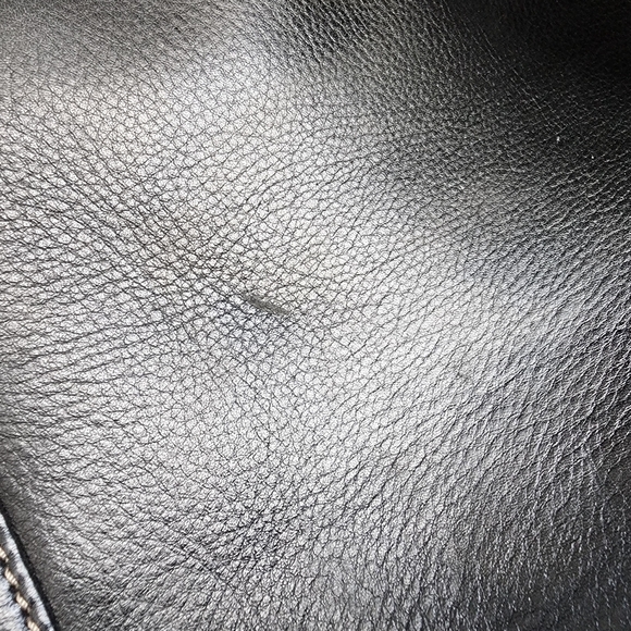 Levenger Black Pebble Leather Briefcase Computer Bag with Shoulder Straps - Picture 7 of 13